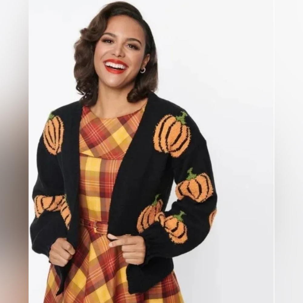Unique Vintage Magnolia Place Pumpkin Cardigan